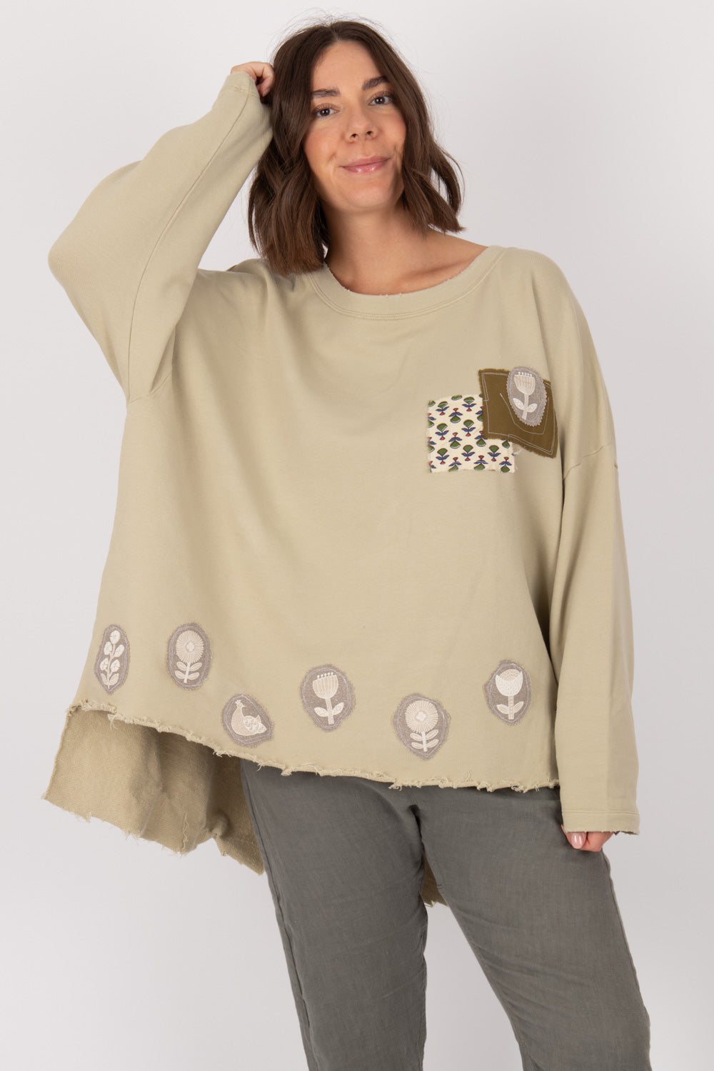 Estudio Viva Special Edition Sweater