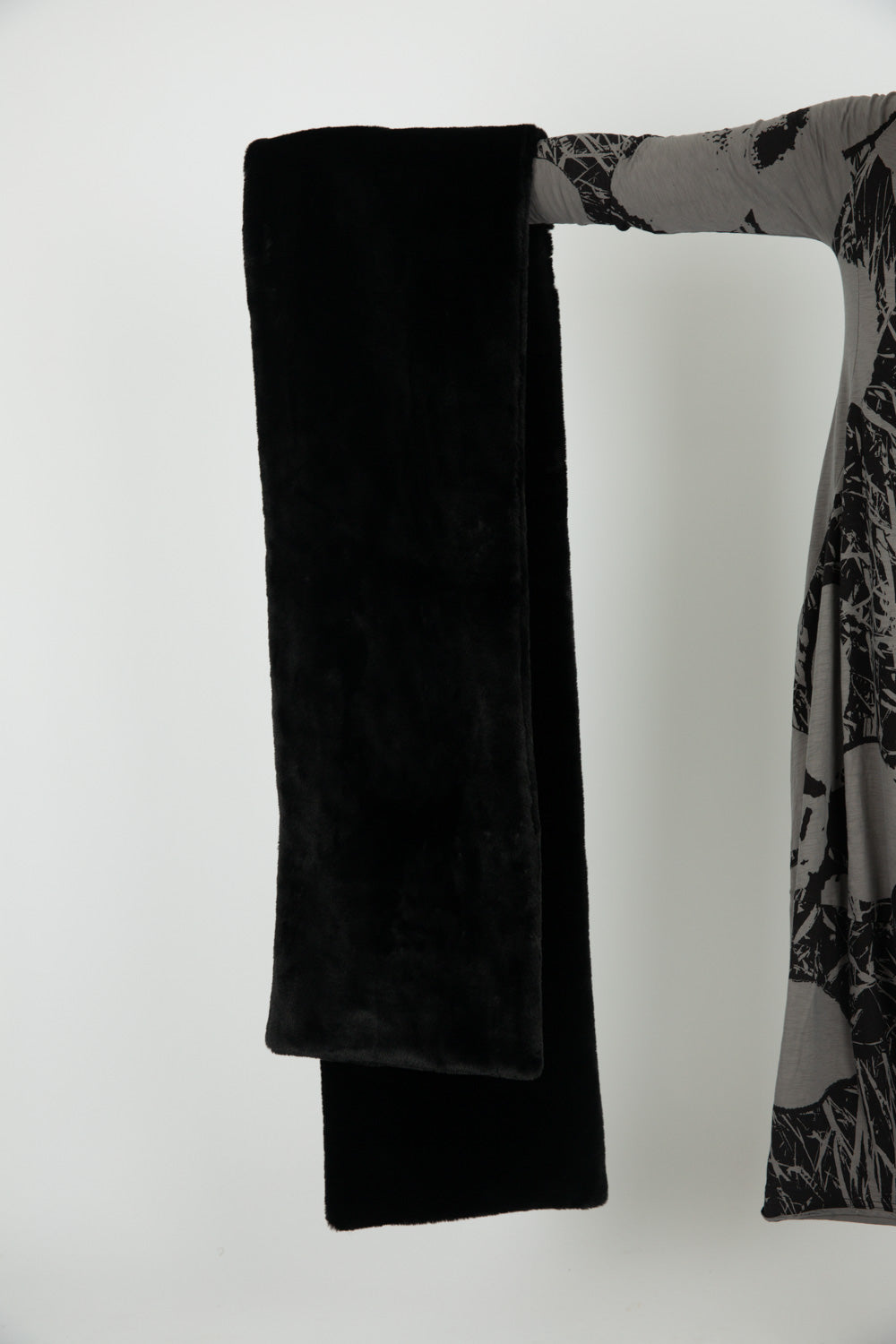 Rundholz Black Label Scarf