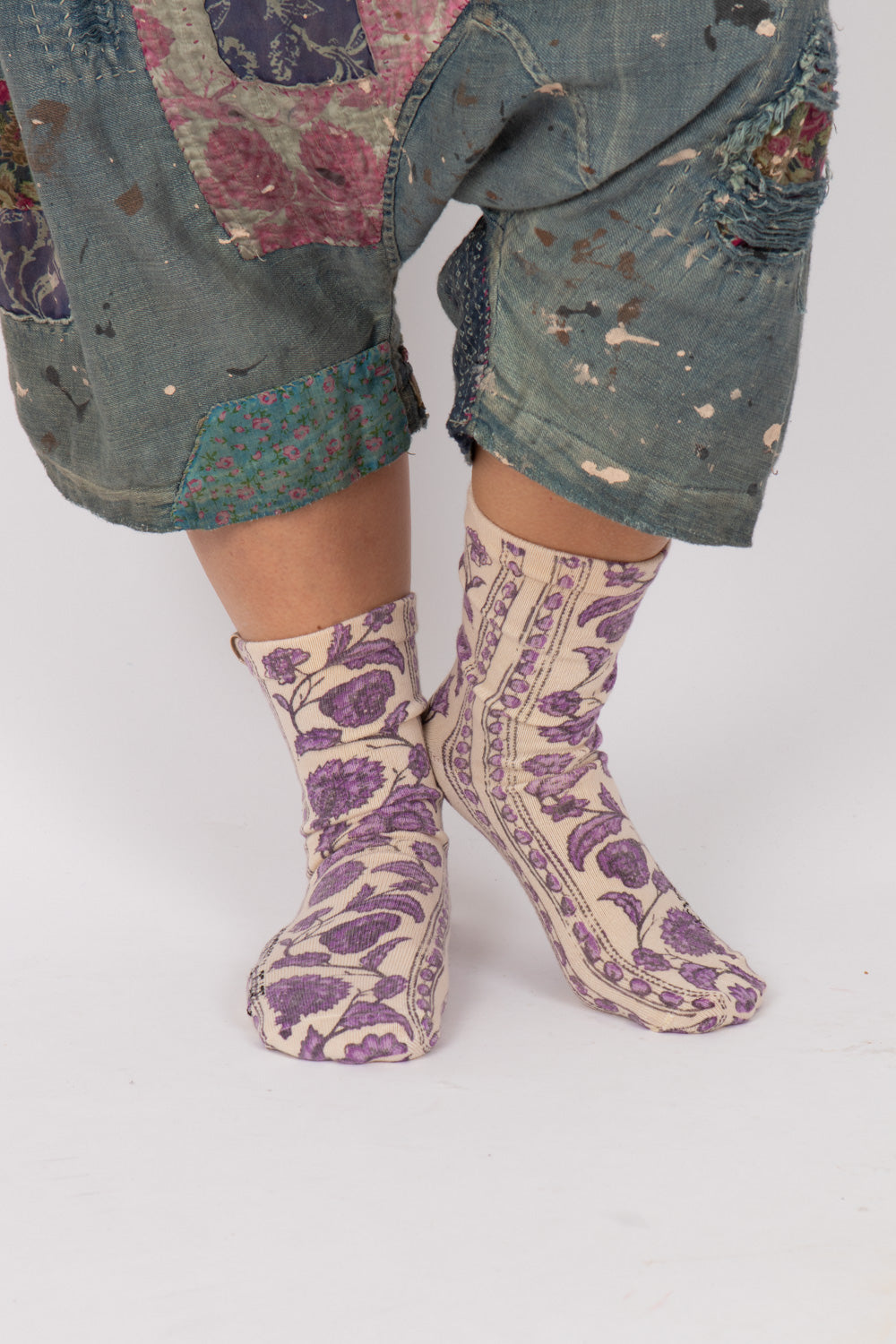Magnolia Pearl Block Print Socks
