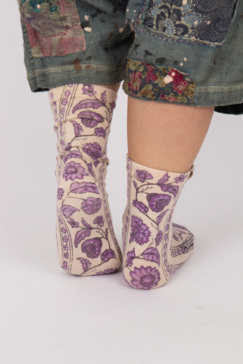 Magnolia Pearl Block Print Socks