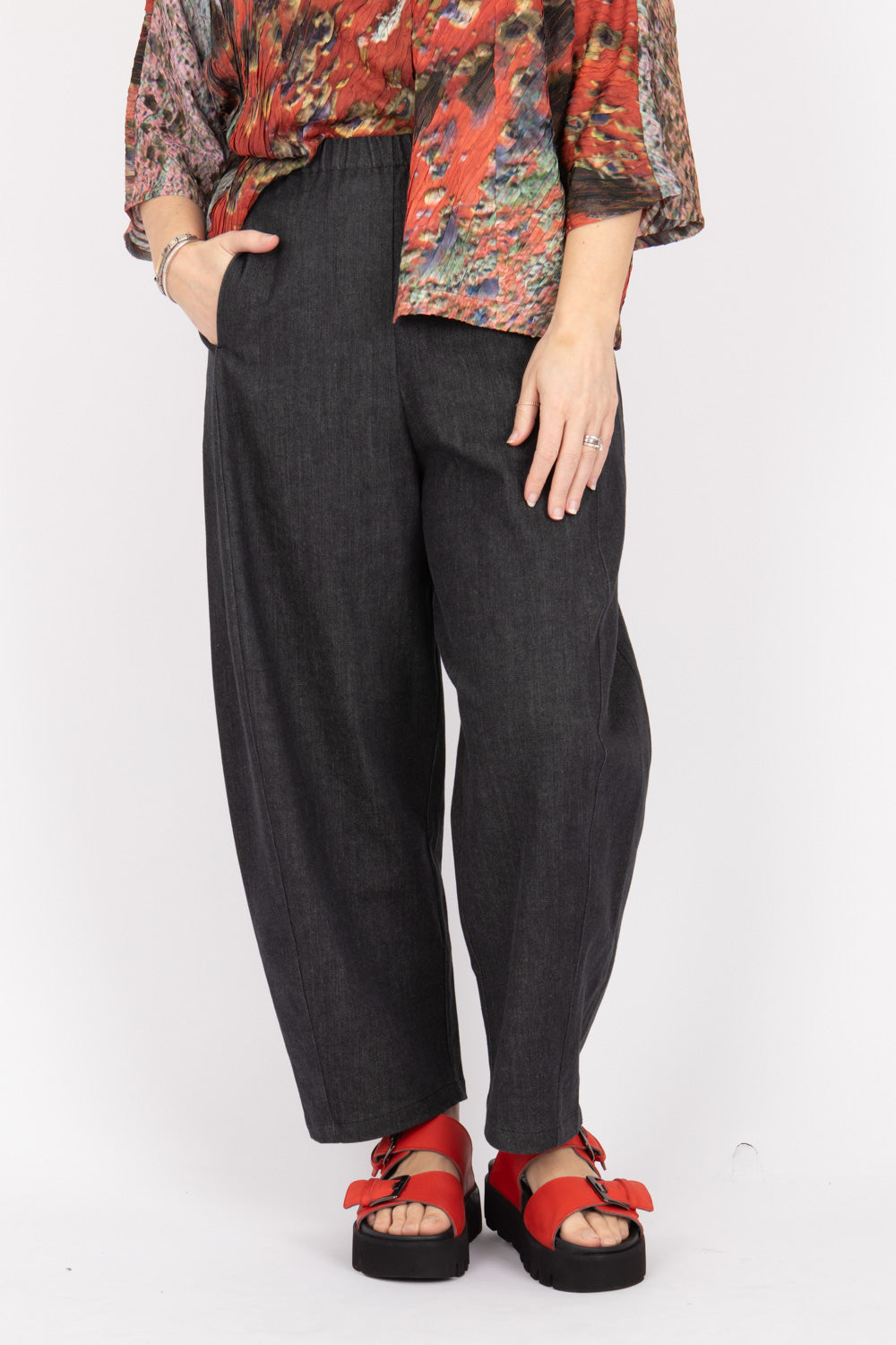 Neirami Barrel Pants