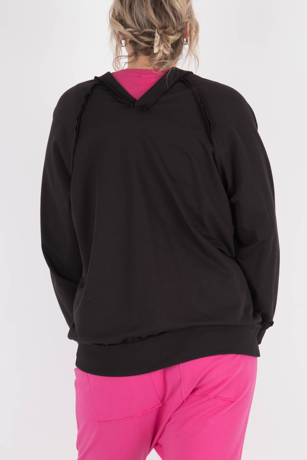 WENDYKEI Sweatshirt with V Neck