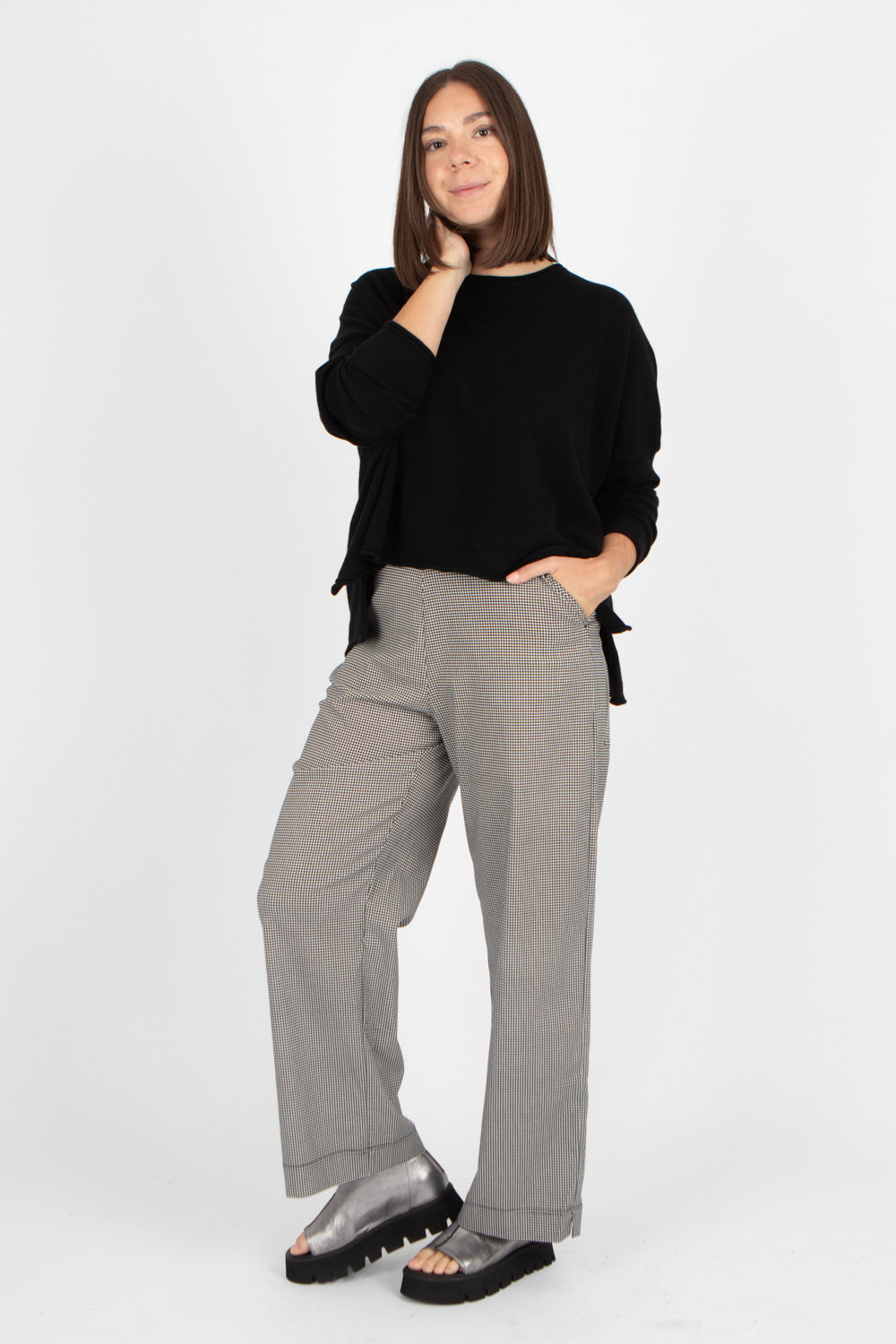 Capra Studio Una Short Pullover