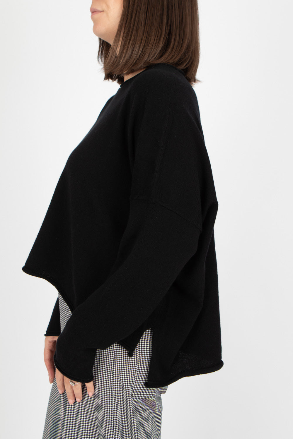 Capra Studio Una Short Pullover