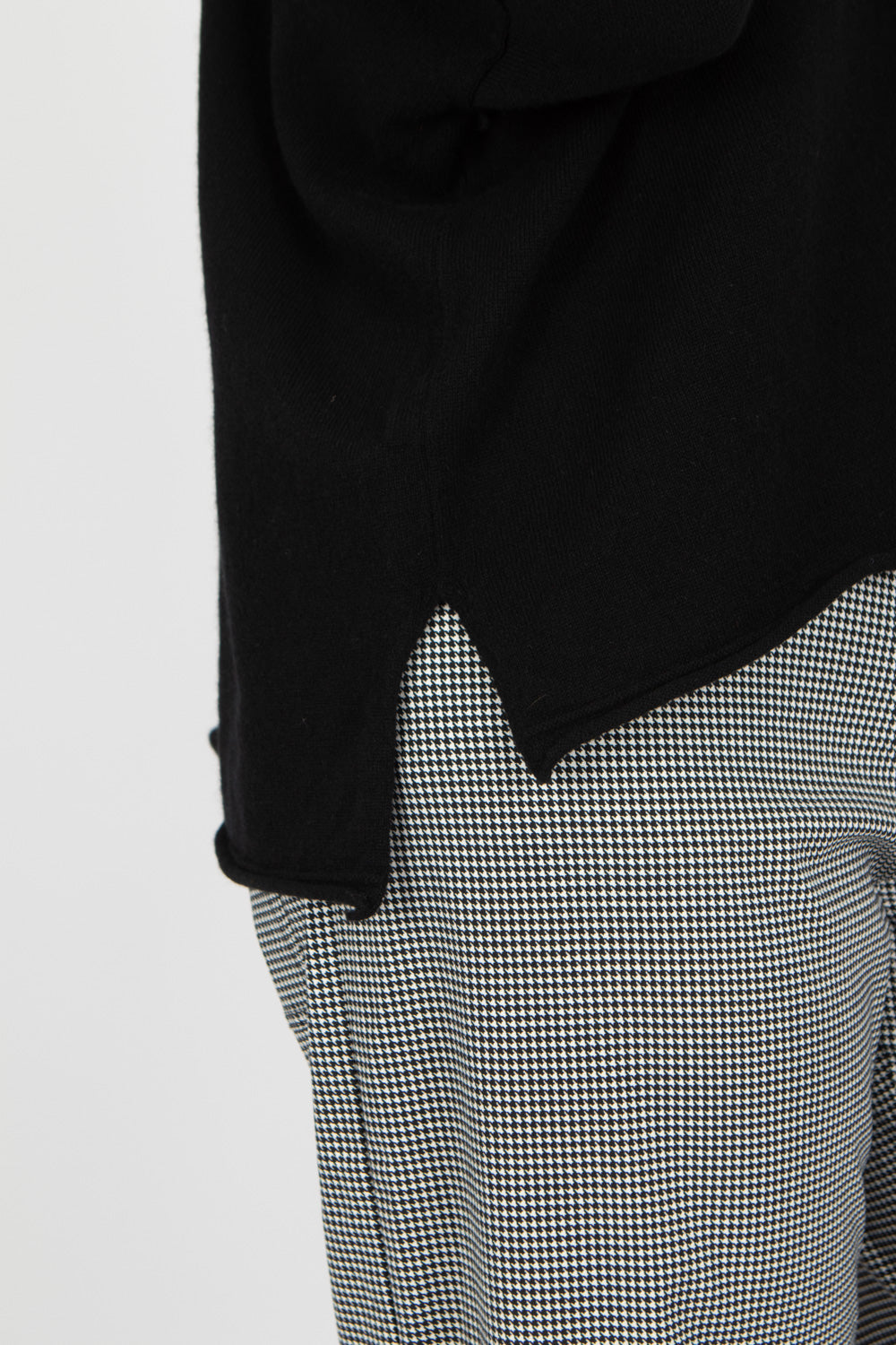 Capra Studio Una Short Pullover