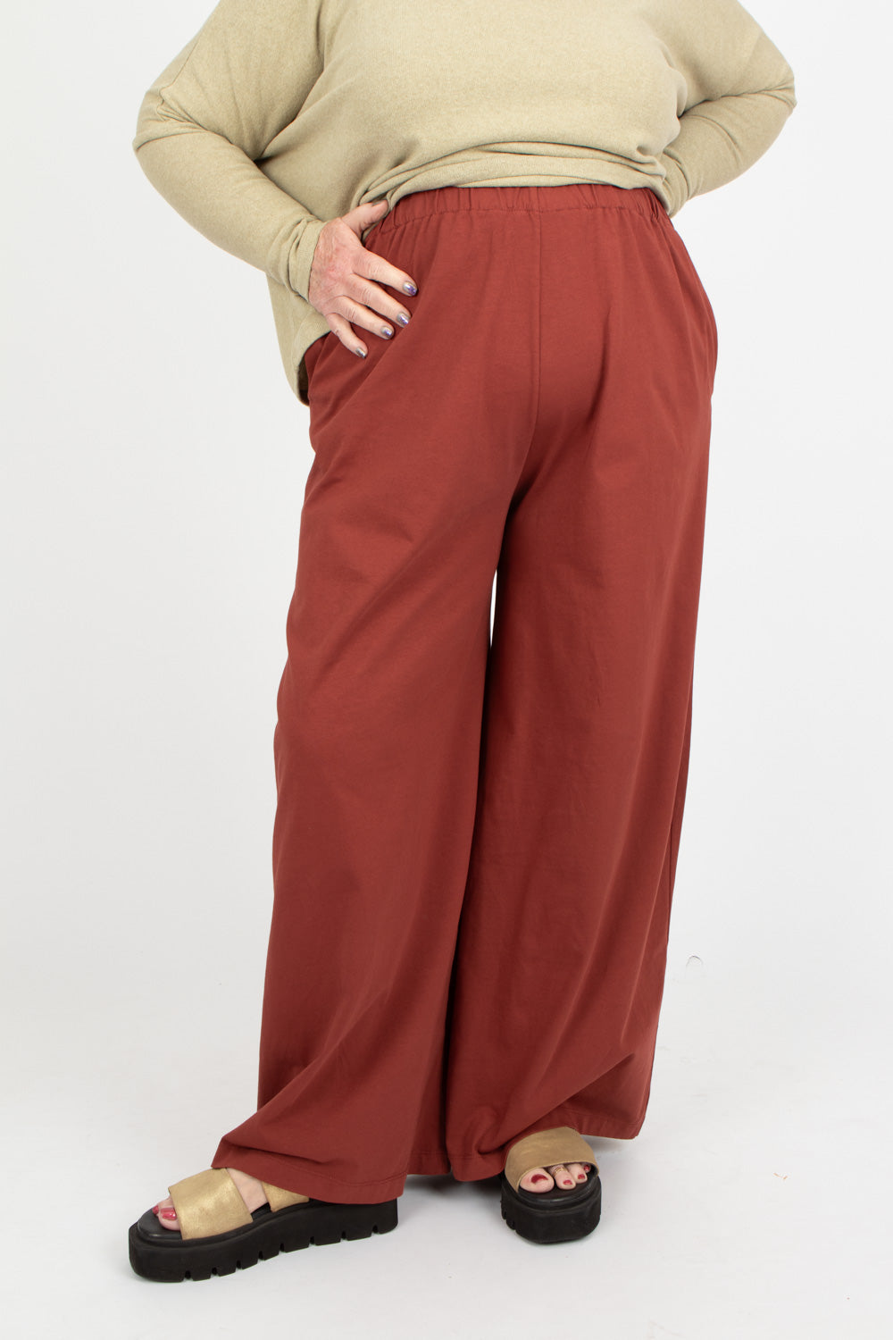 Neirami Over Loose Trousers