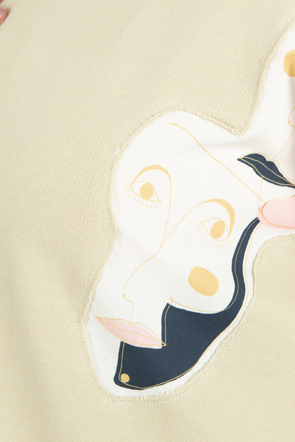 Estudio Viva Special Edition Sweater