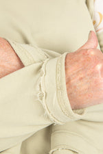 Estudio Viva Special Edition Sweater