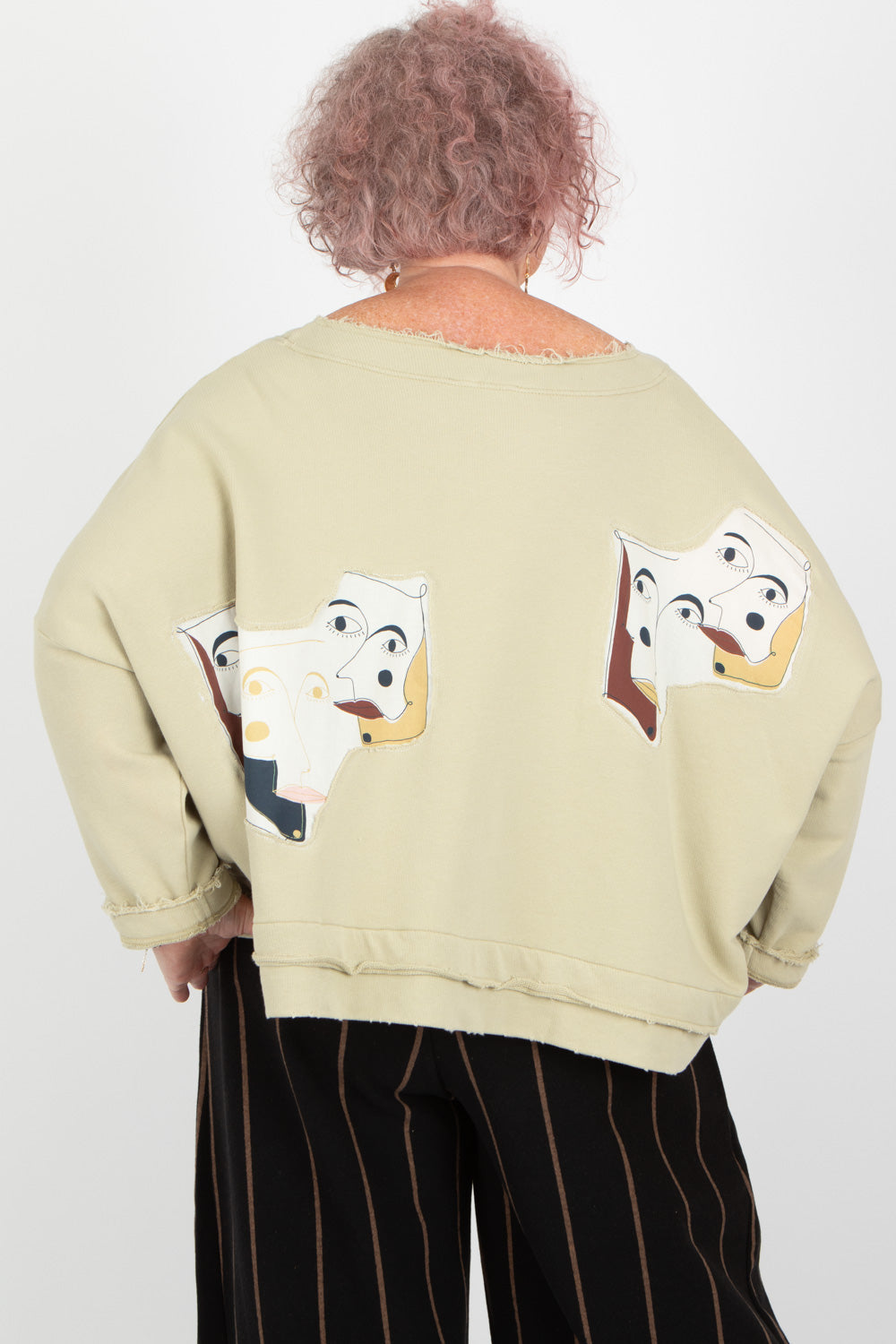 Estudio Viva Special Edition Sweater