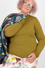 Neirami Chimney Collar Tee