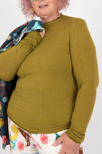 Neirami Chimney Collar Tee