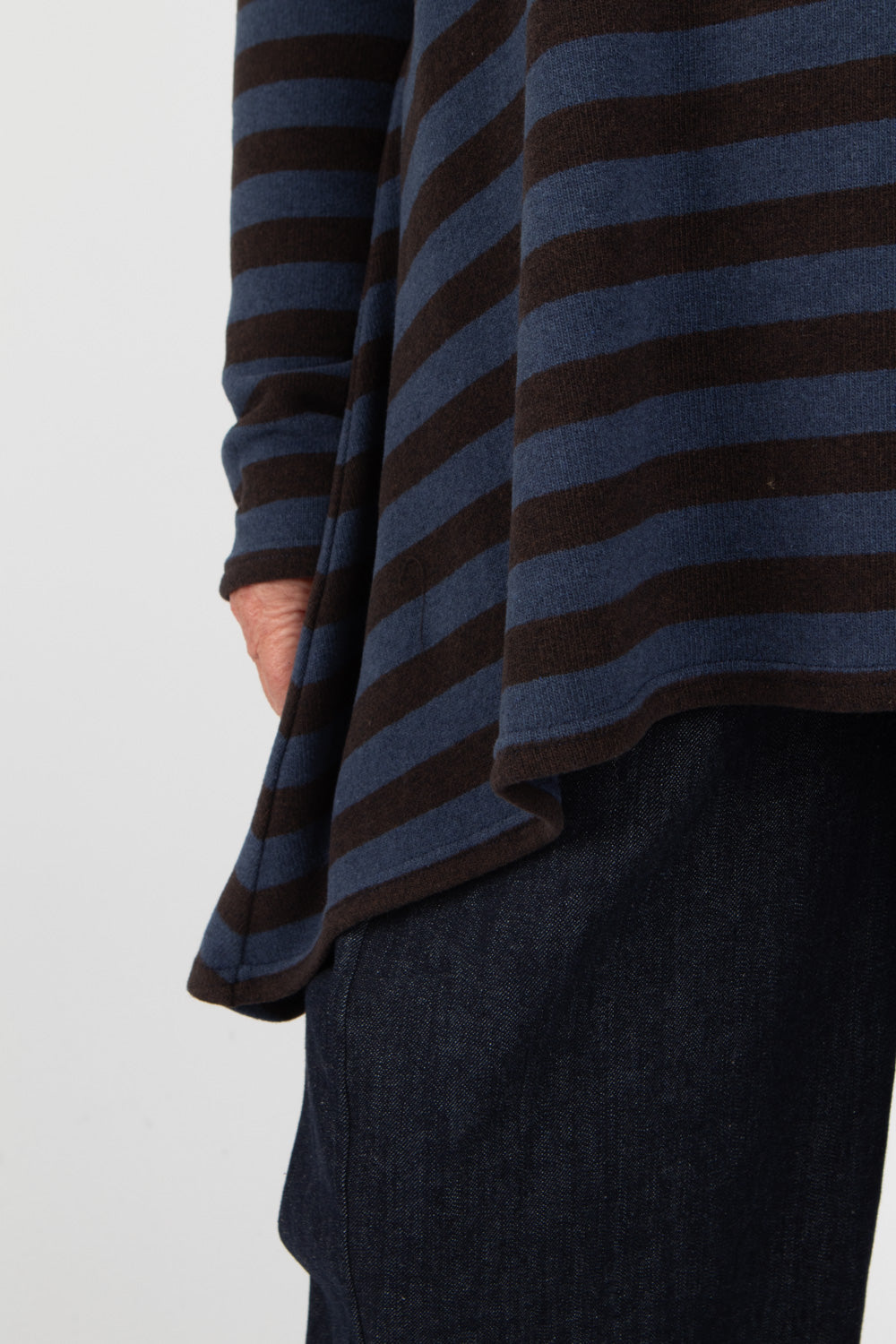 Neirami Flared Sweater