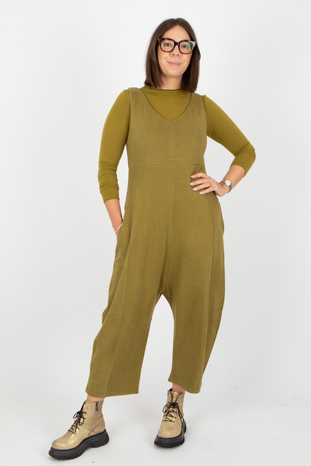 Neirami Chimney Collar Tee