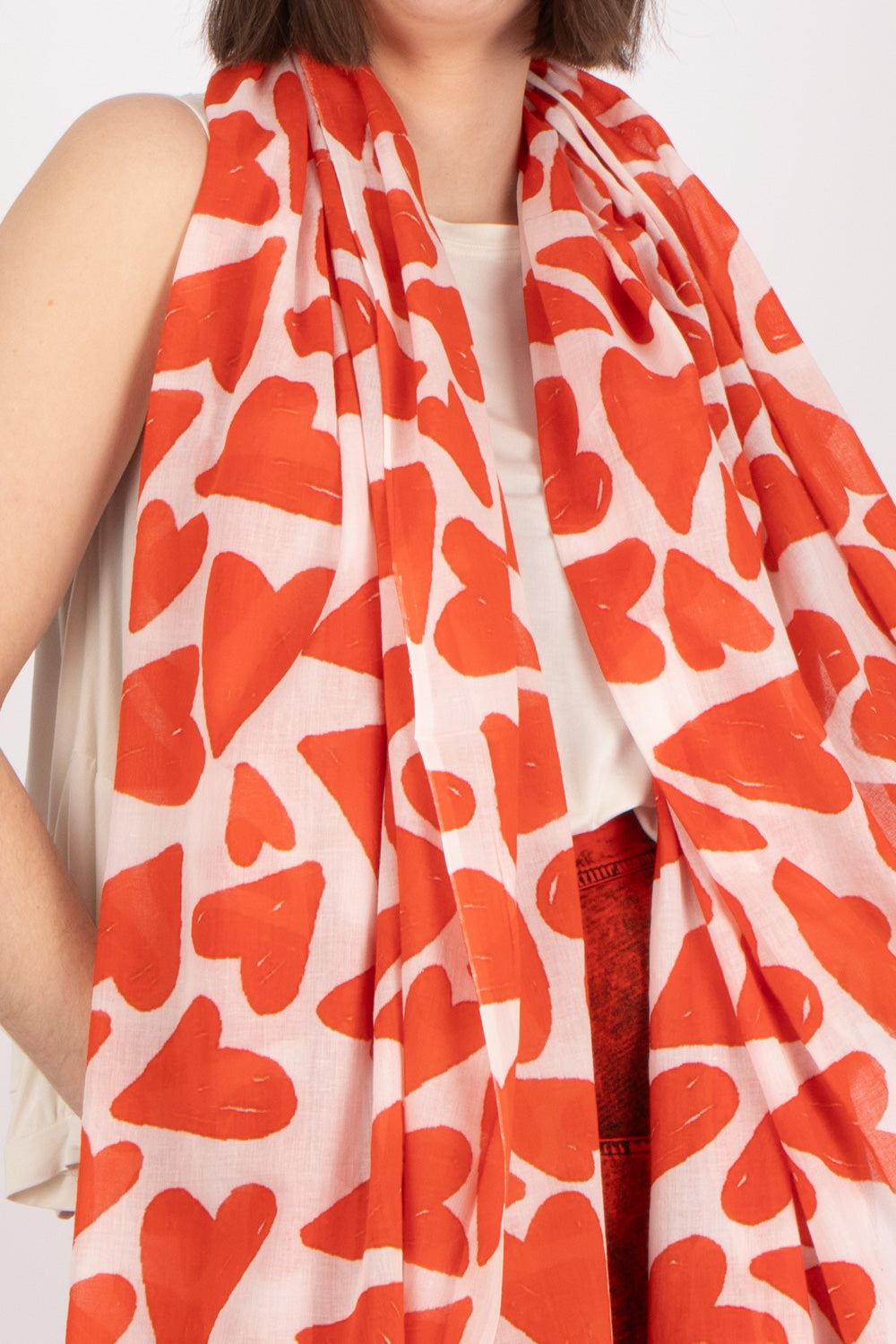 Otracosa Red Hearts on White Scarf