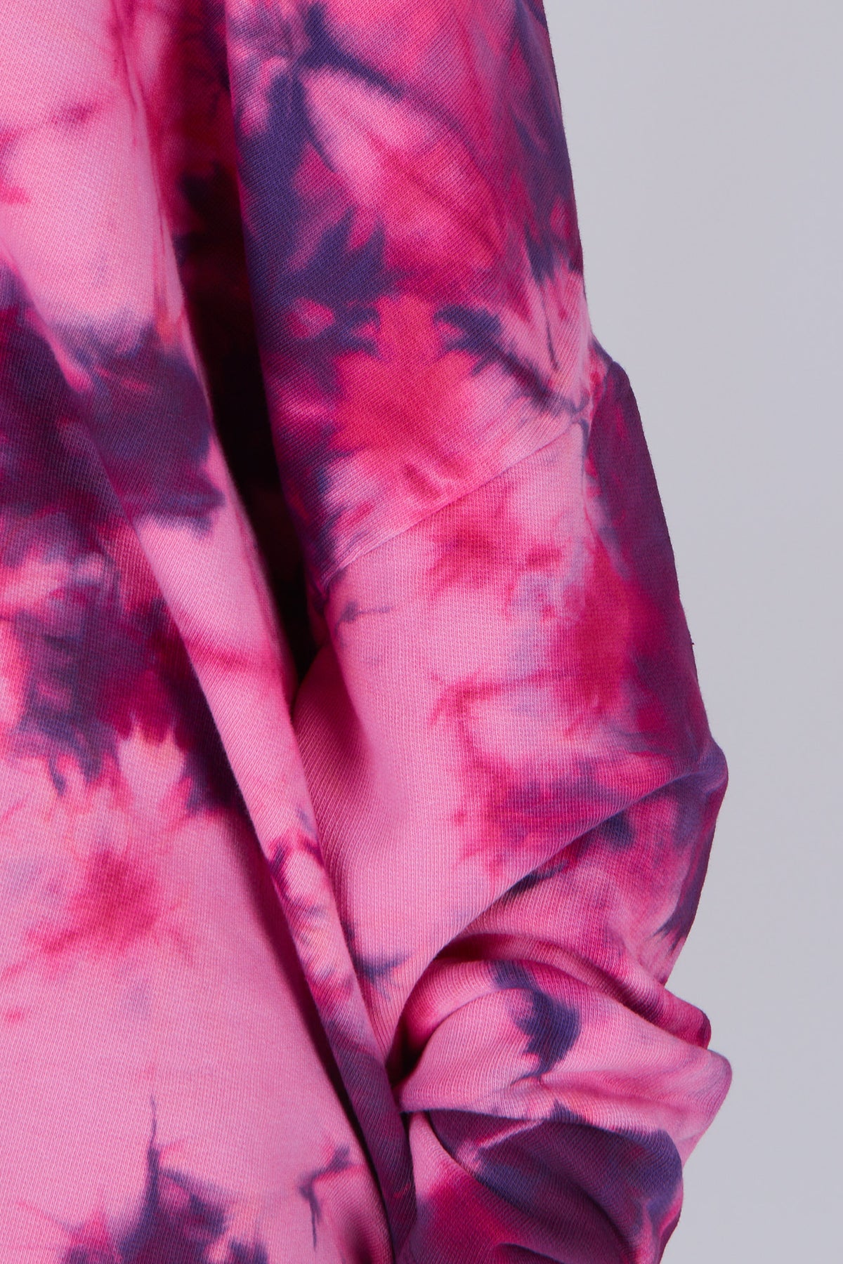Estudio Viva Catarina Tie Dye Sweater (Pink Tie Dye)