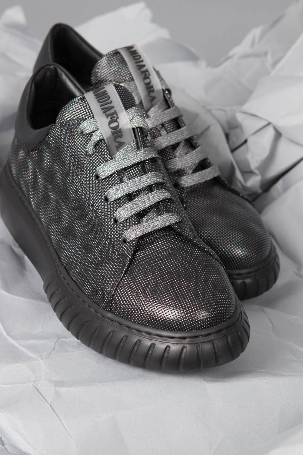 Andia Fora Zoe Cut Sneaker