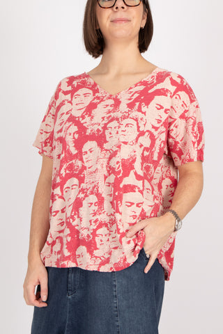 Magnolia Pearl Mural Frida Europa T