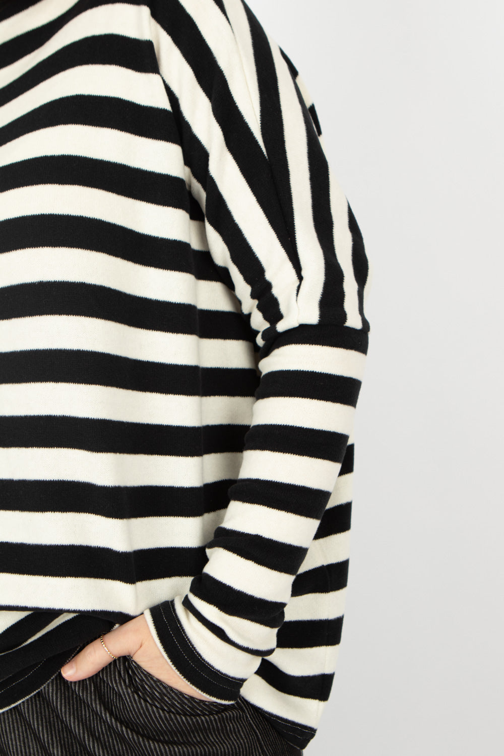 Neirami Boxy Sweater