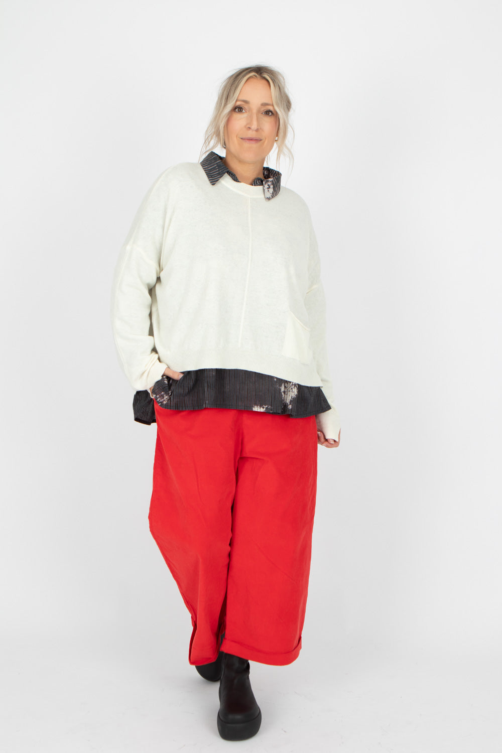 Neirami Pocket Sweater