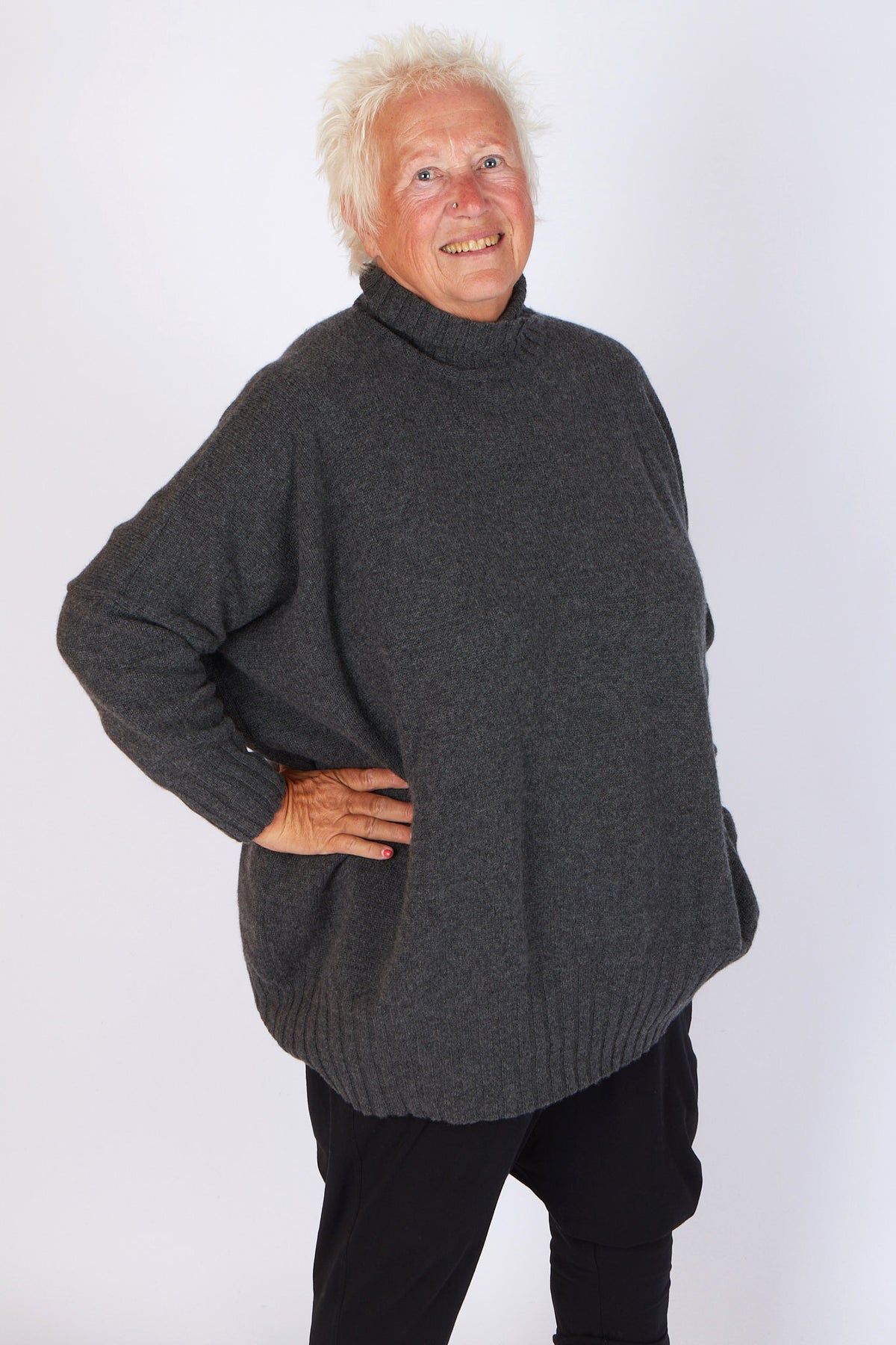 Capra Studio Juno Pullover