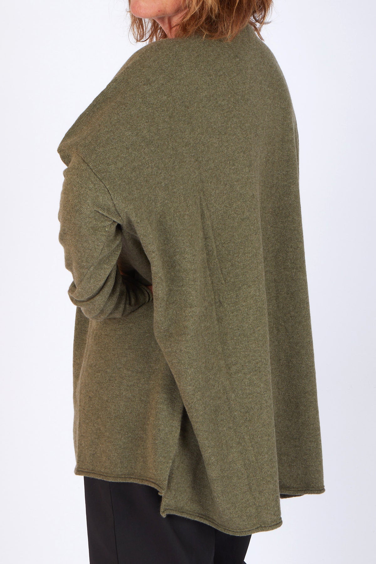 Capra Studio Mira Pullover