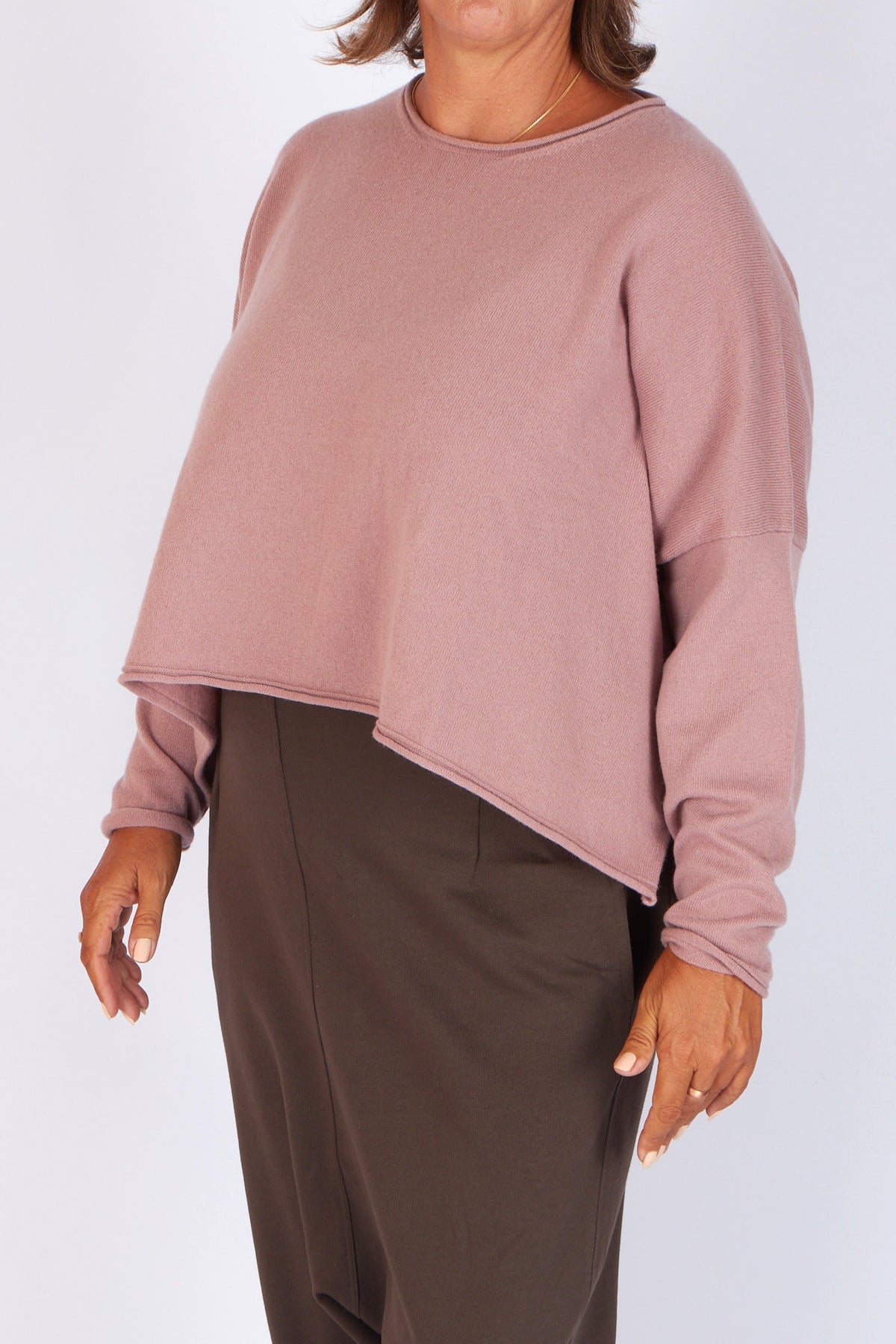 Capra Studio Una Short Pullover