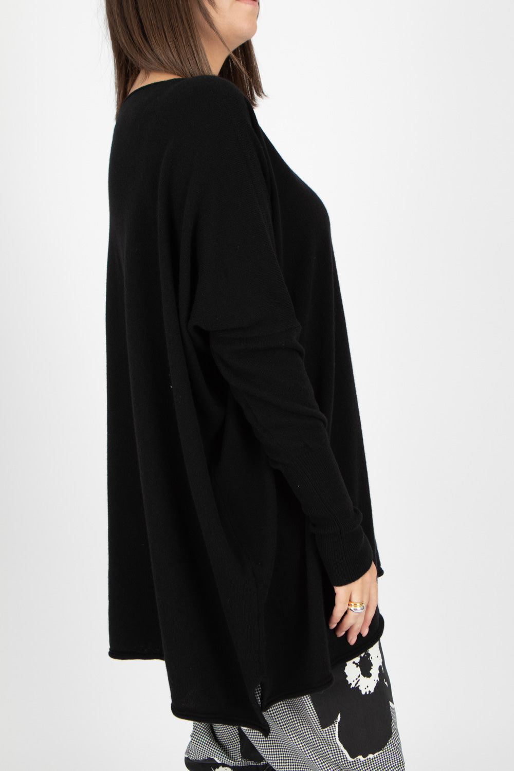 Capra Studio Ruby Pullover