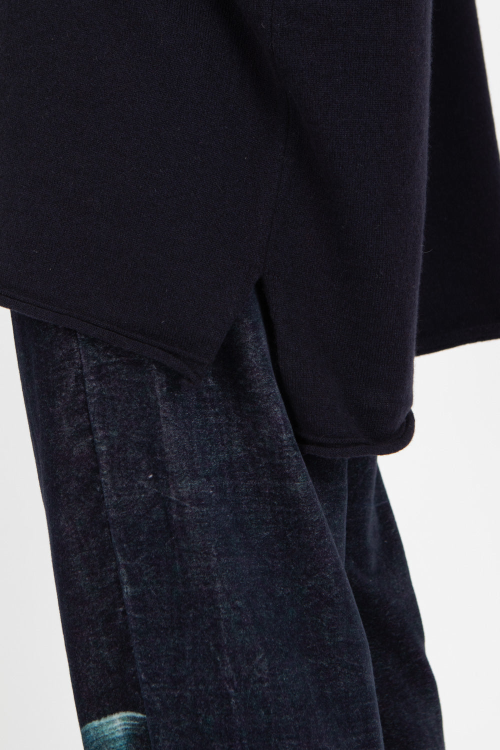 Capra Studio Mira Pullover