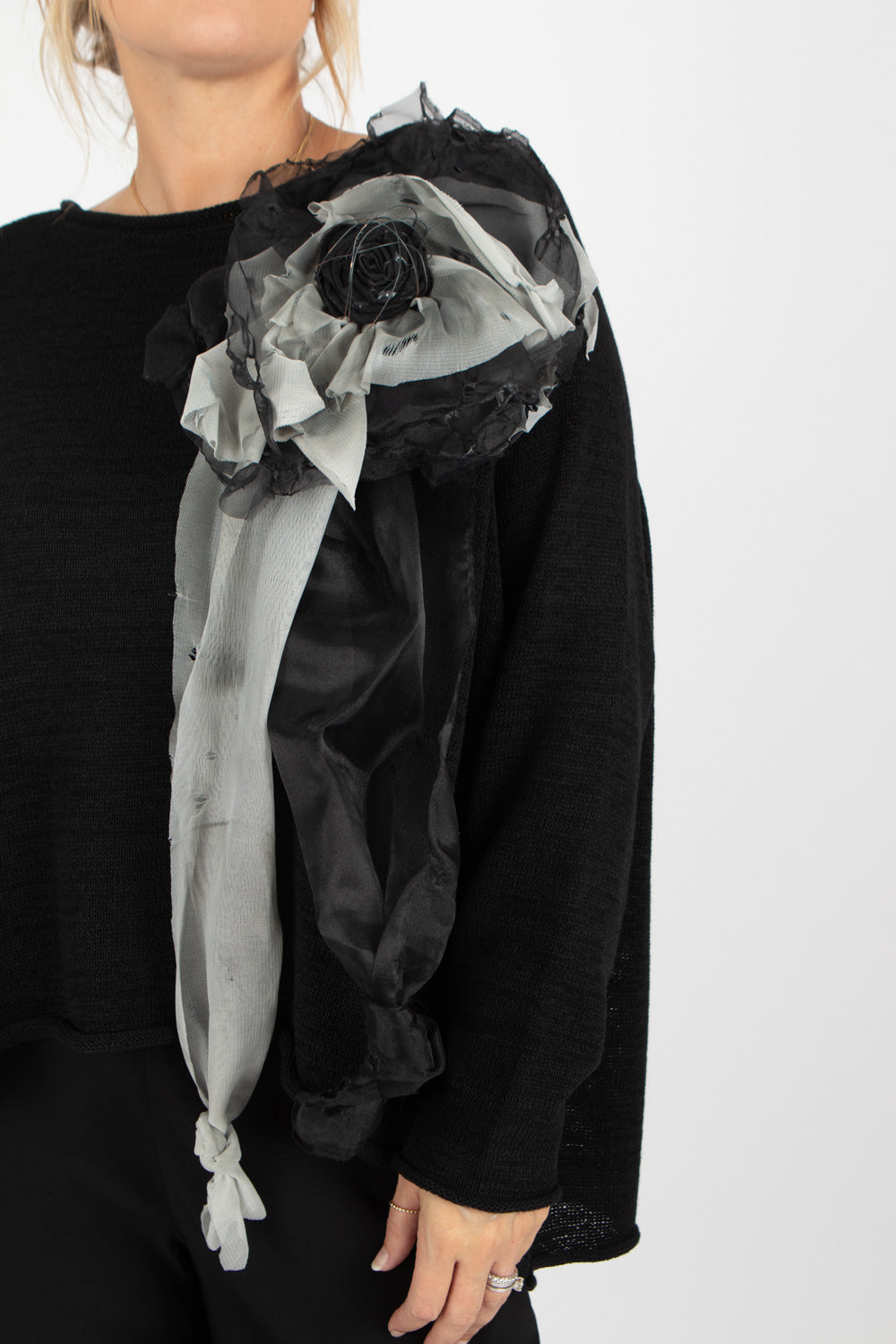 Sanctamuerte Textile Tassle Pin