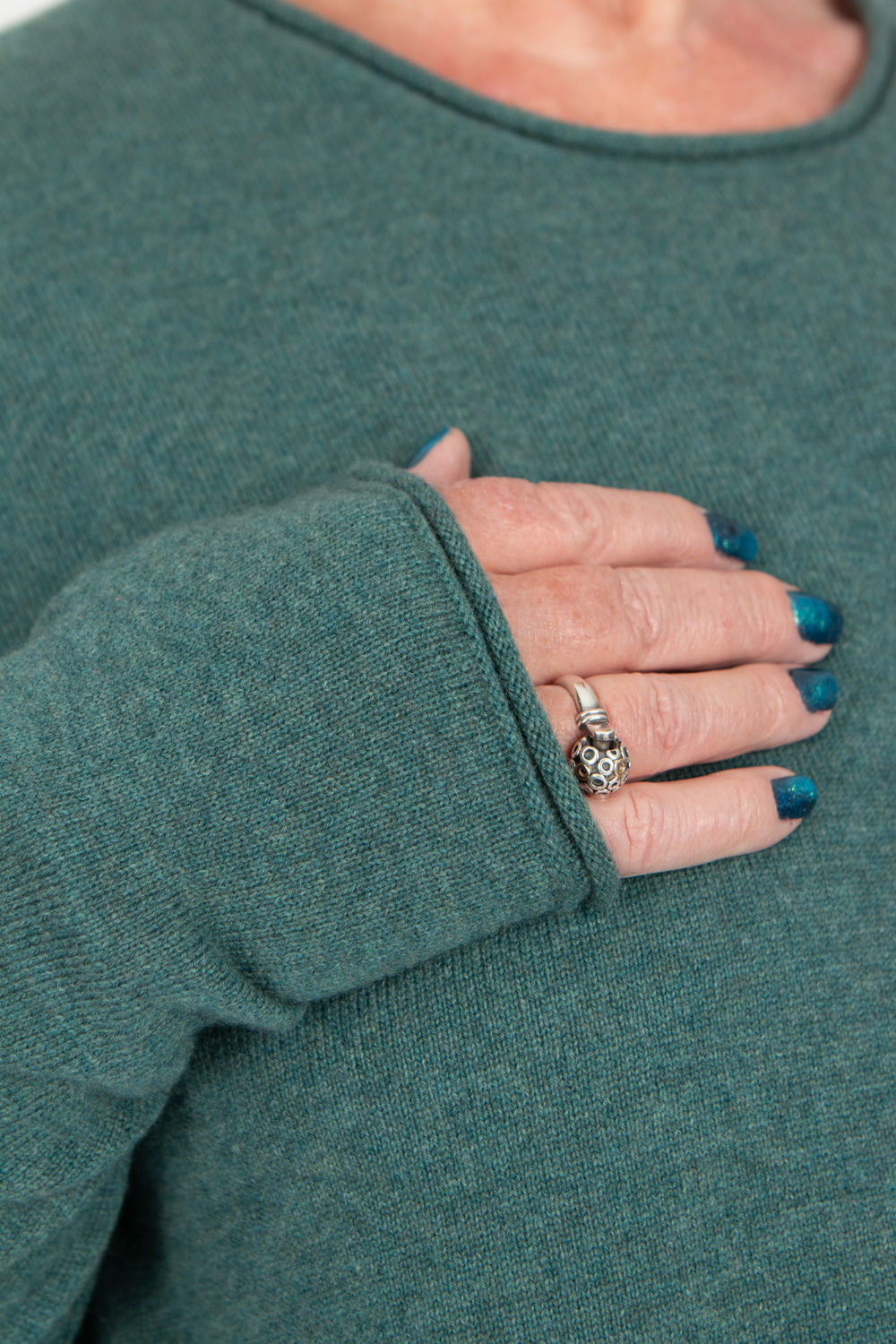 Capra Studio Mira Pullover