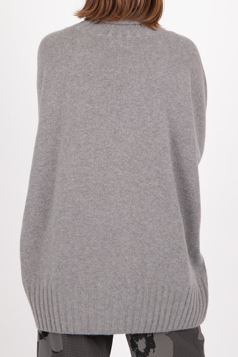 Capra Studio Juno Pullover