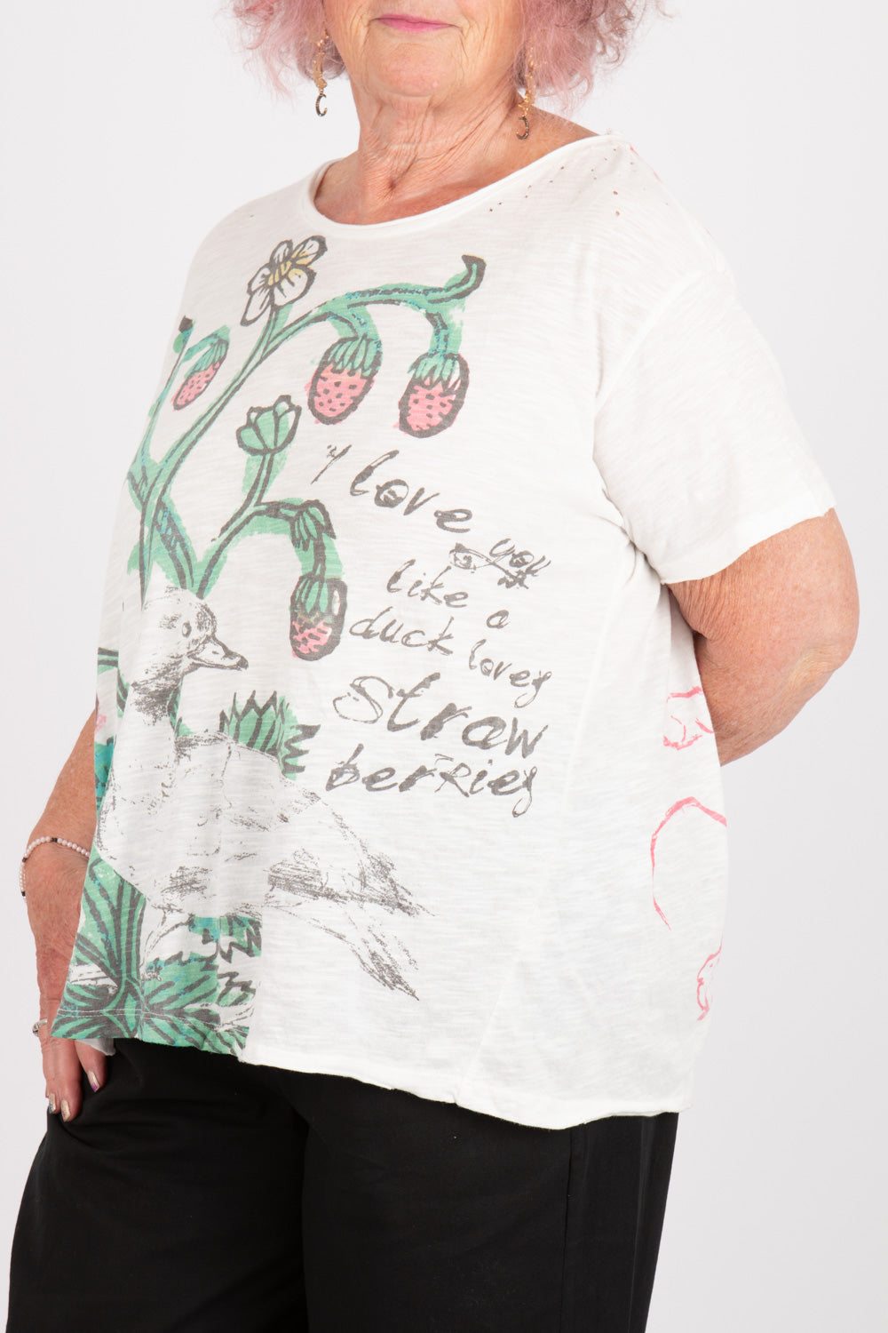 Magnolia Pearl Ducks Love Strawberries T