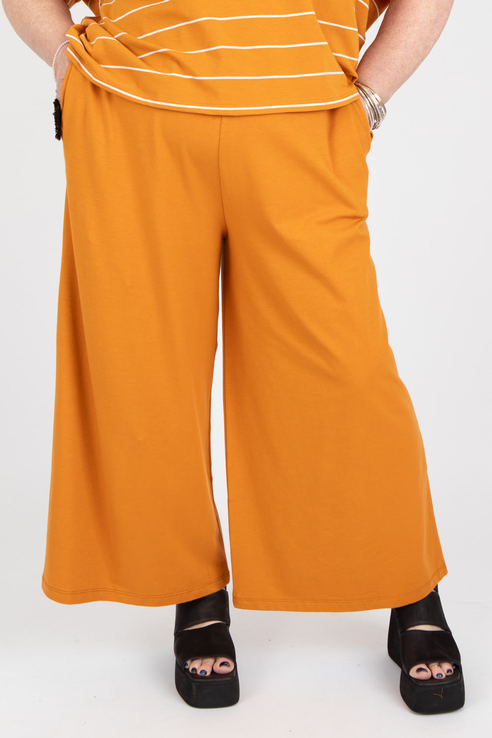 Neirami Wide Trousers