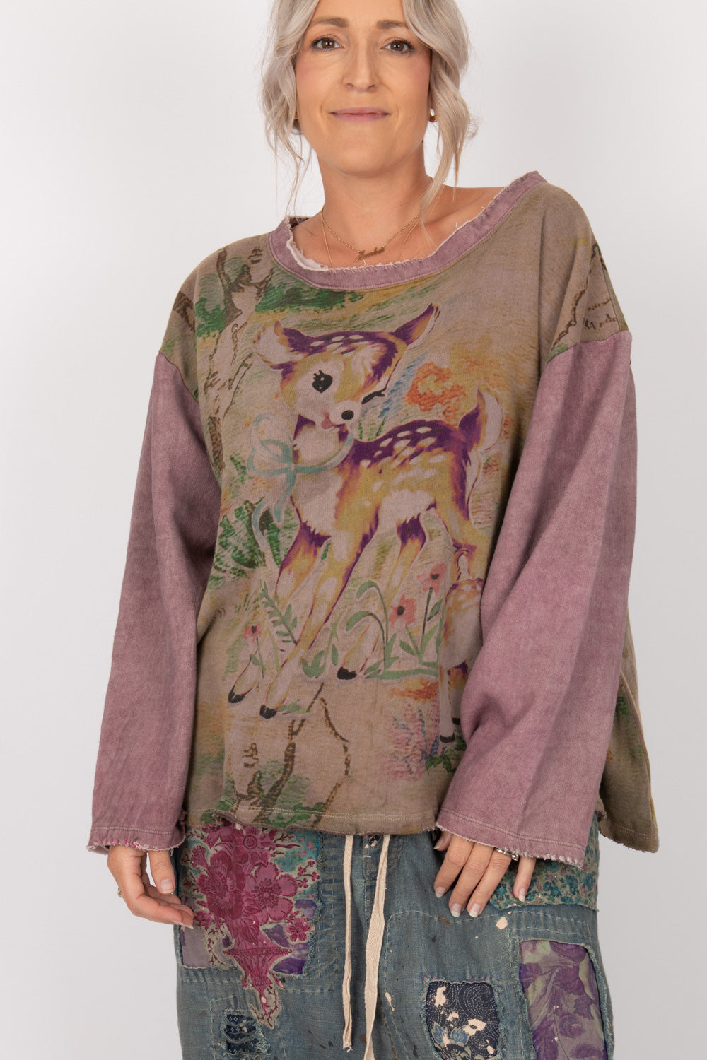 Magnolia Pearl Dama Dama Hermosa Sweatshirt