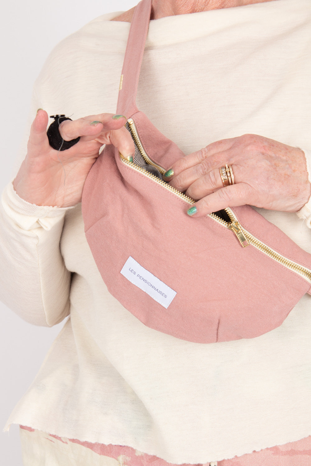 Les Pensionnaires Sling Bag