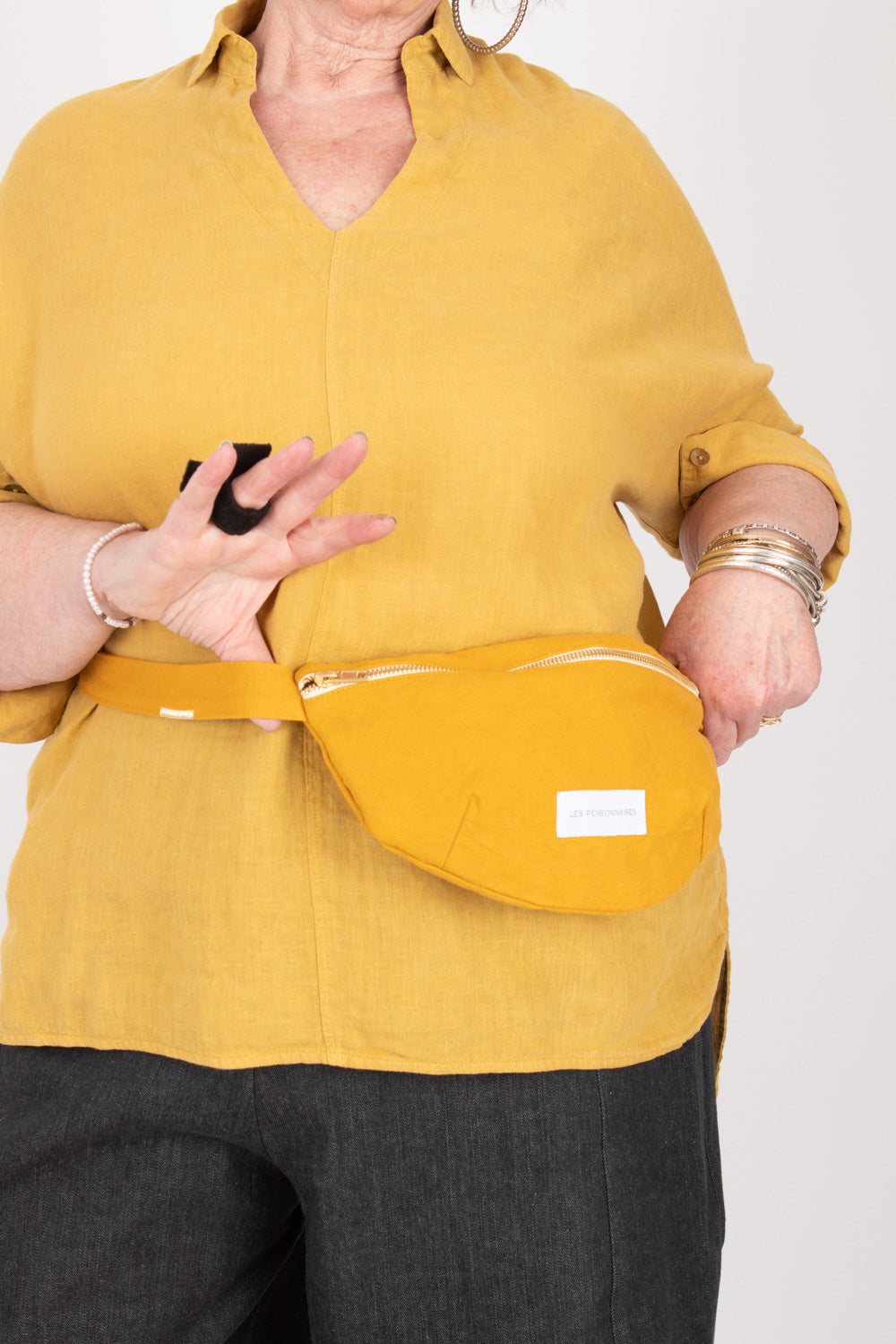 Les Pensionnaires Sling Bag