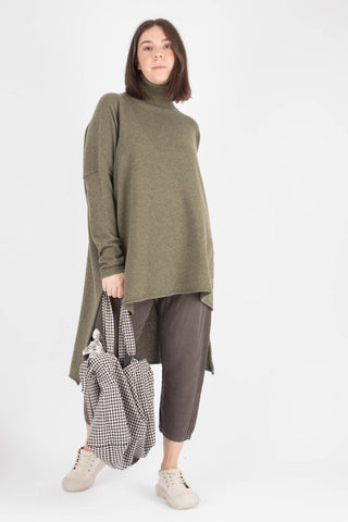 Capra Studio Cassia Pullover