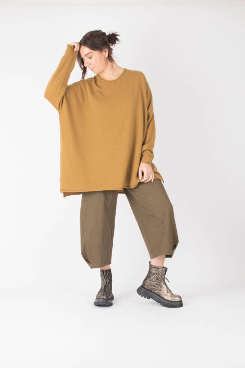 Capra Studio Mira Pullover