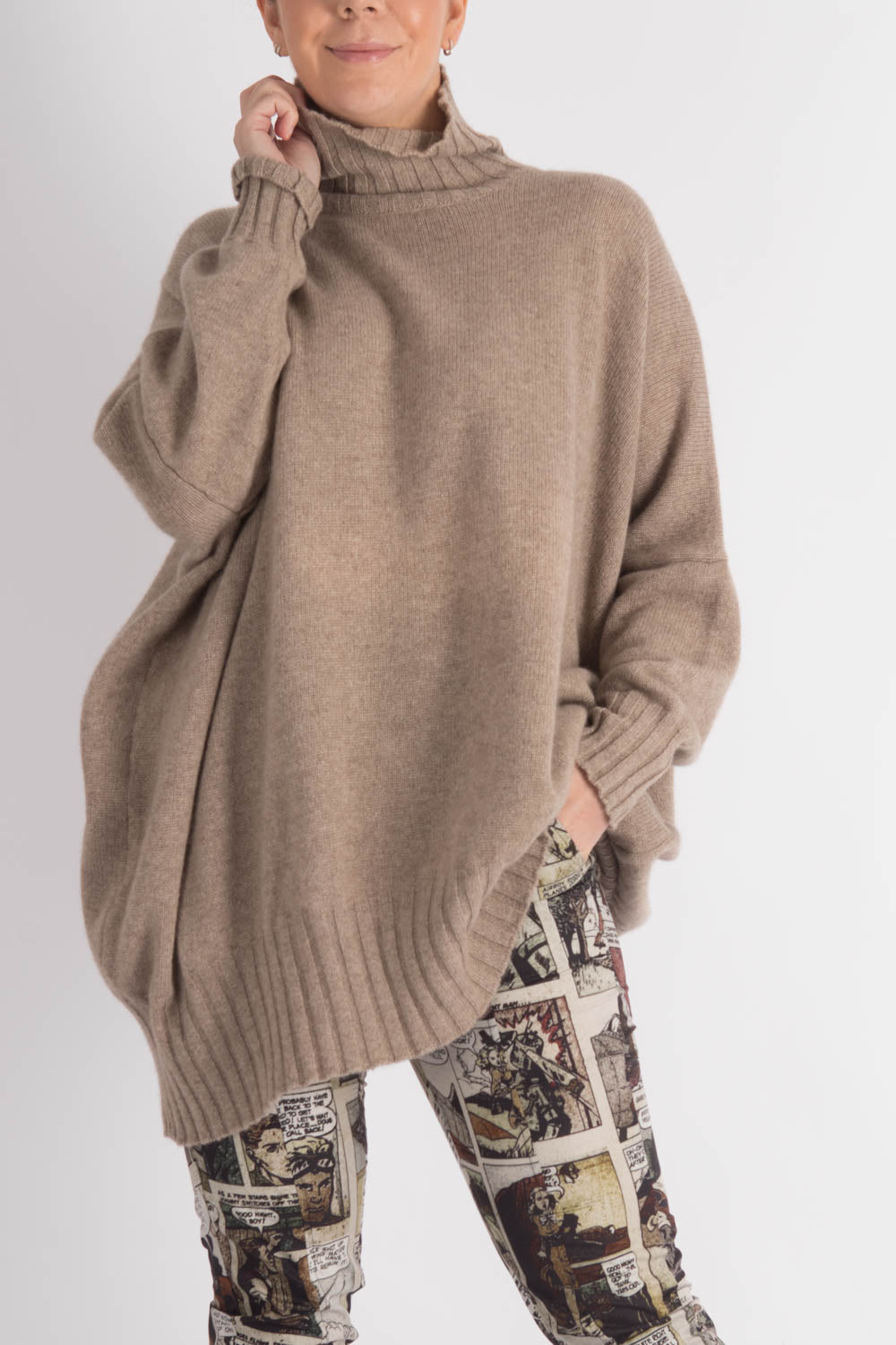 Capra Studio Juno Pullover