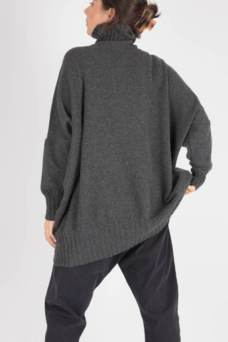 Capra Studio Juno Pullover