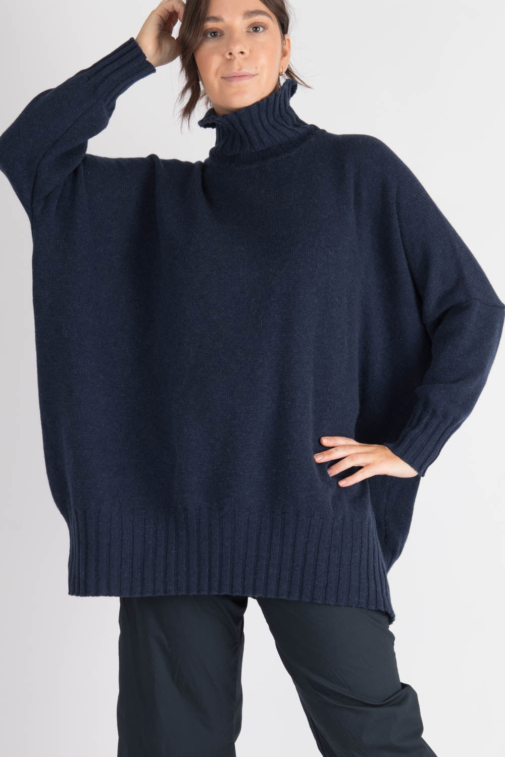 Capra Studio Juno Pullover