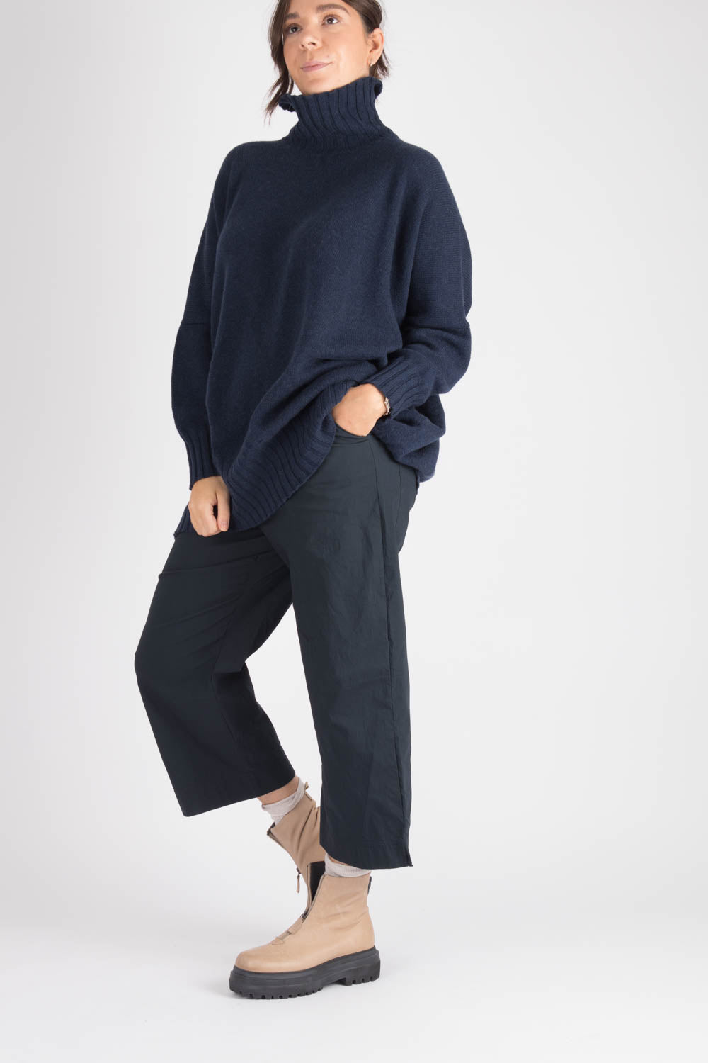 Capra Studio Juno Pullover