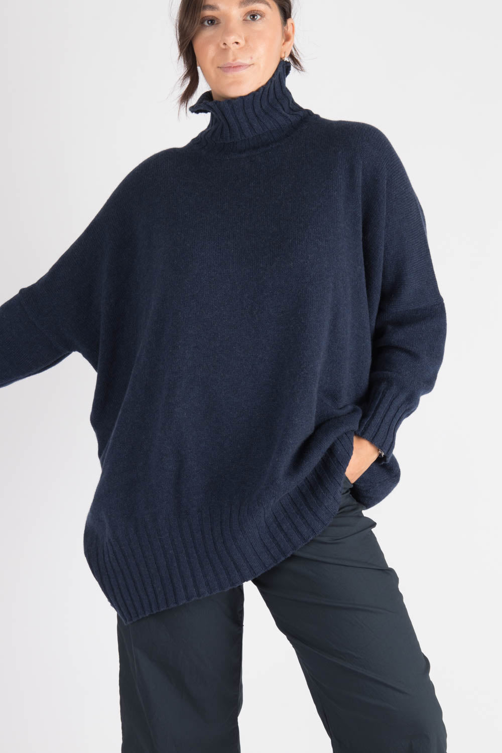 Capra Studio Juno Pullover