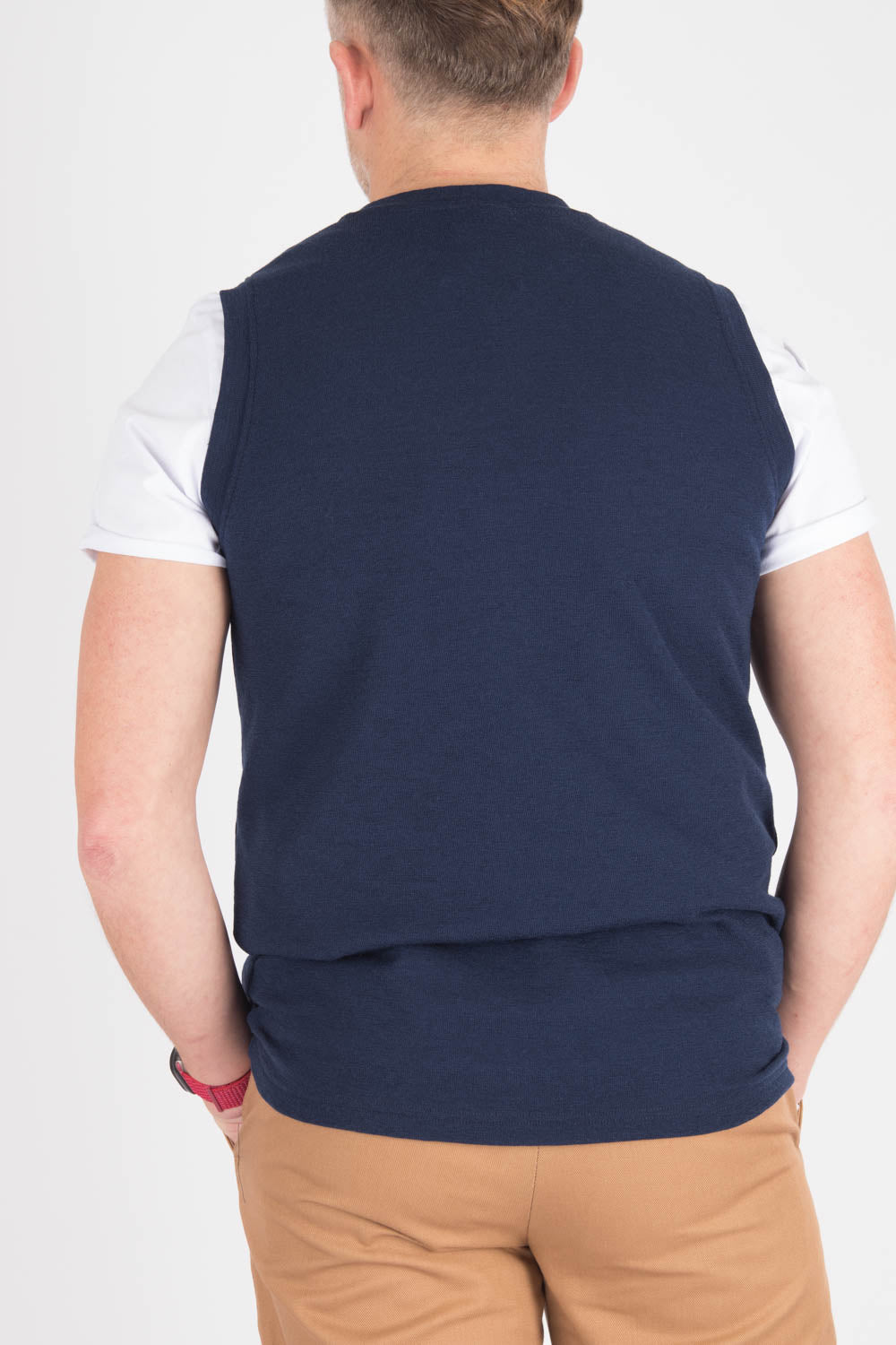 Ram Vest V Neck