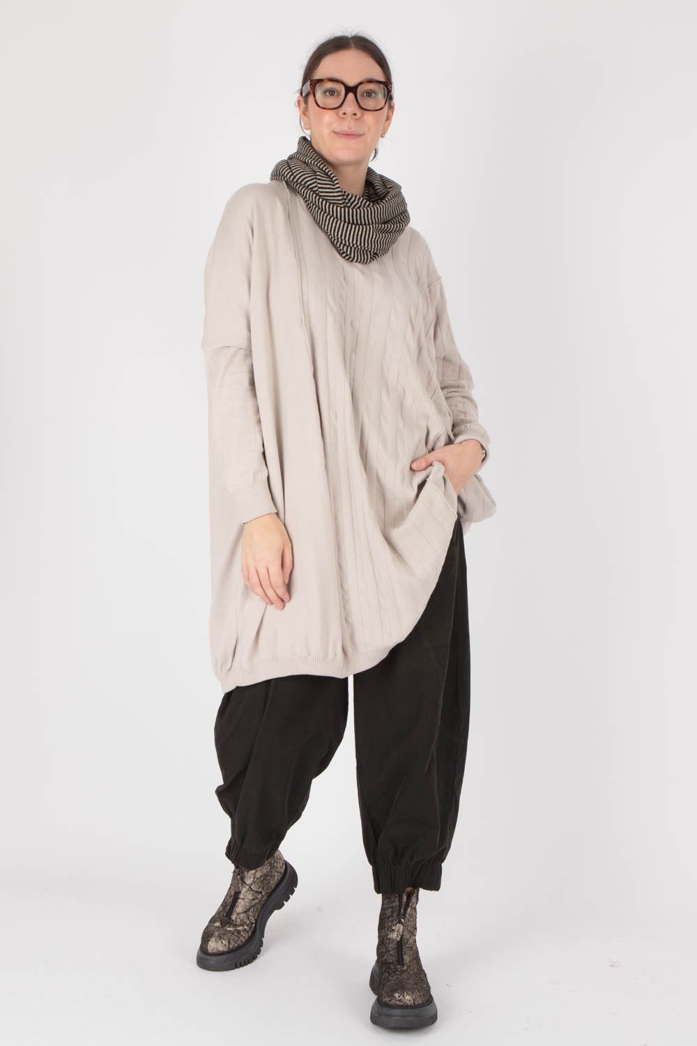 StudioB3 Frame Knit Tunic