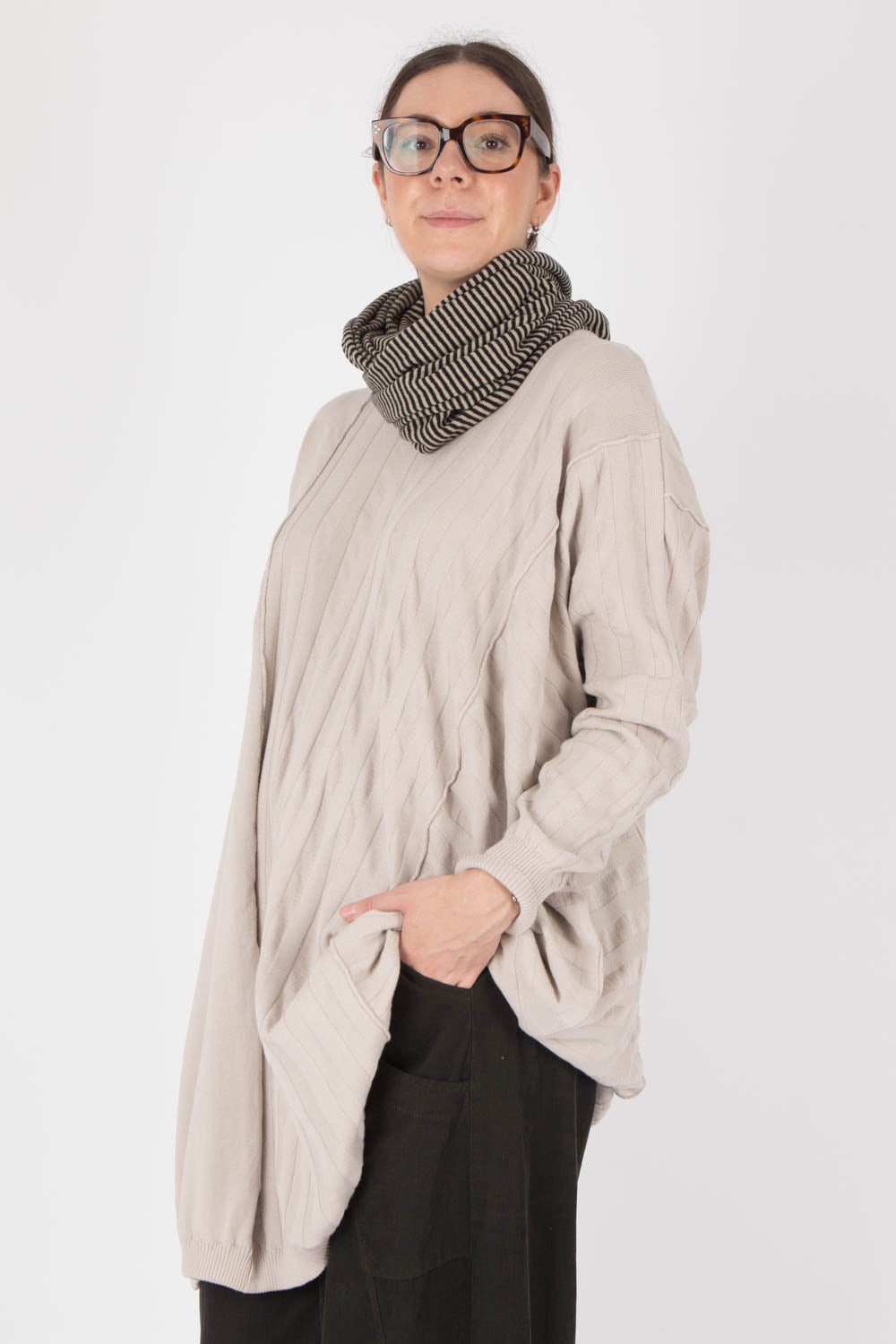 StudioB3 Frame Knit Tunic