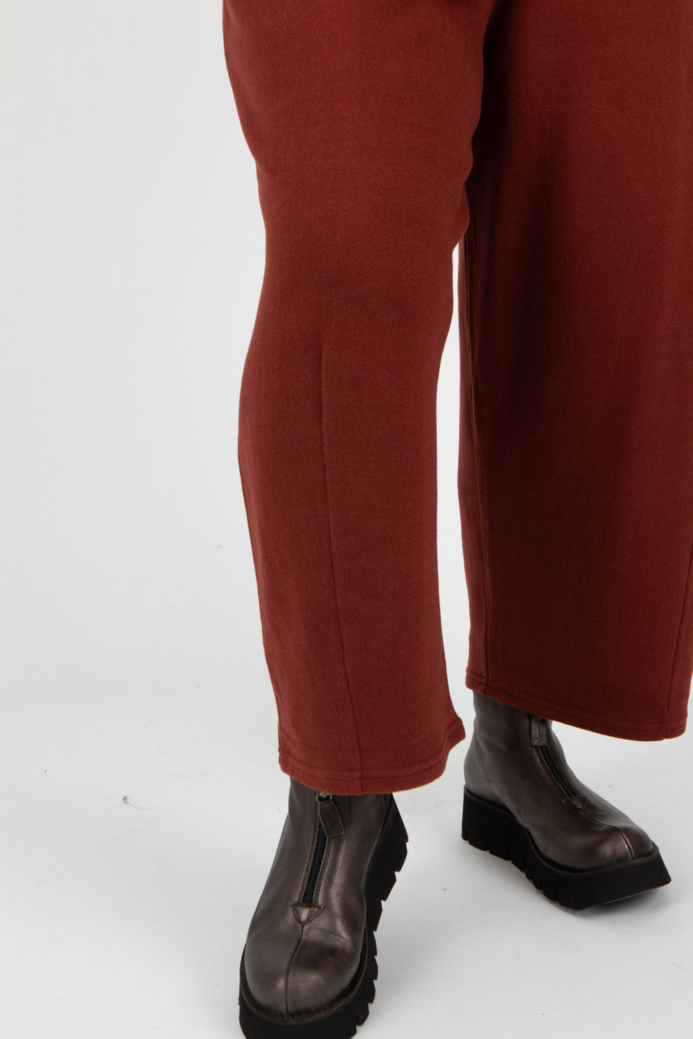 Neirami Pleated Trousers