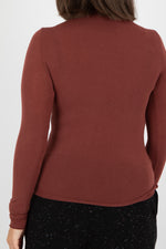 Neirami Chimney Collar Tee