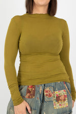 Neirami Chimney Collar Tee