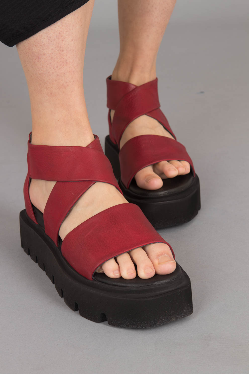 Lofina Sandals